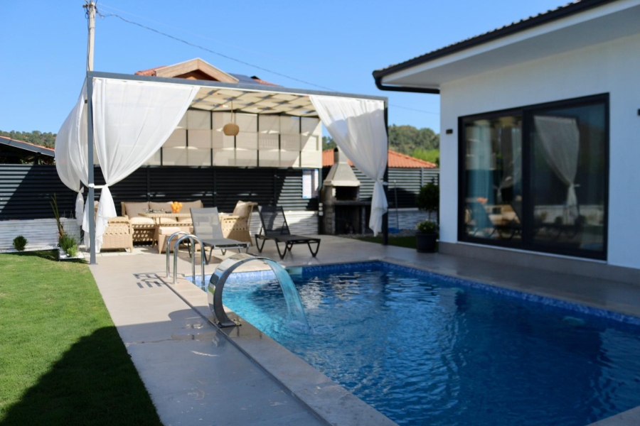Villa Lavinya-2
